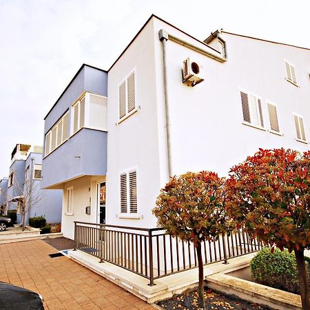 Holiday Home Drago Zara Esterno foto