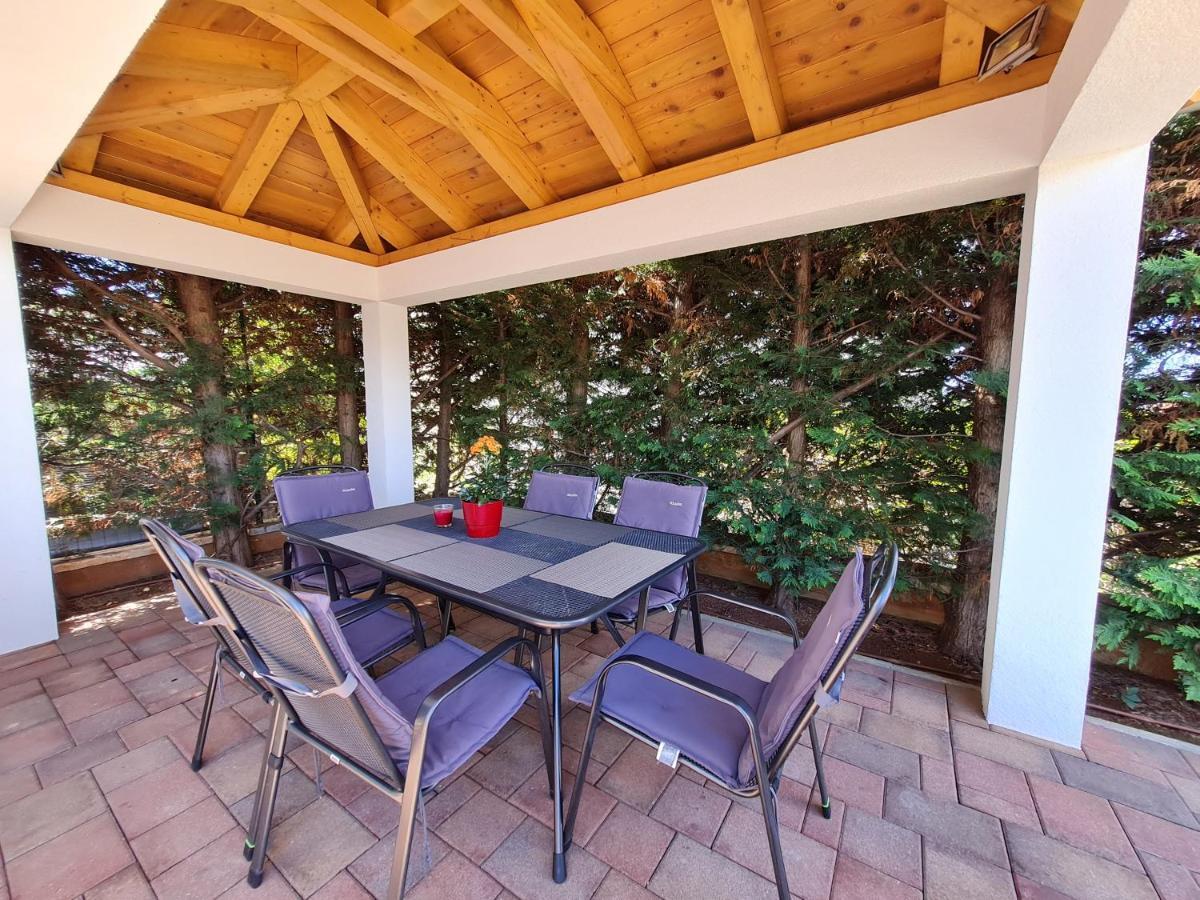 Holiday Home Drago Zara Esterno foto