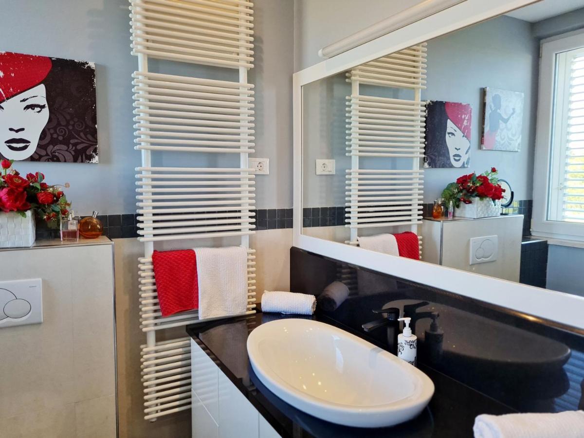 Holiday Home Drago Zara Esterno foto