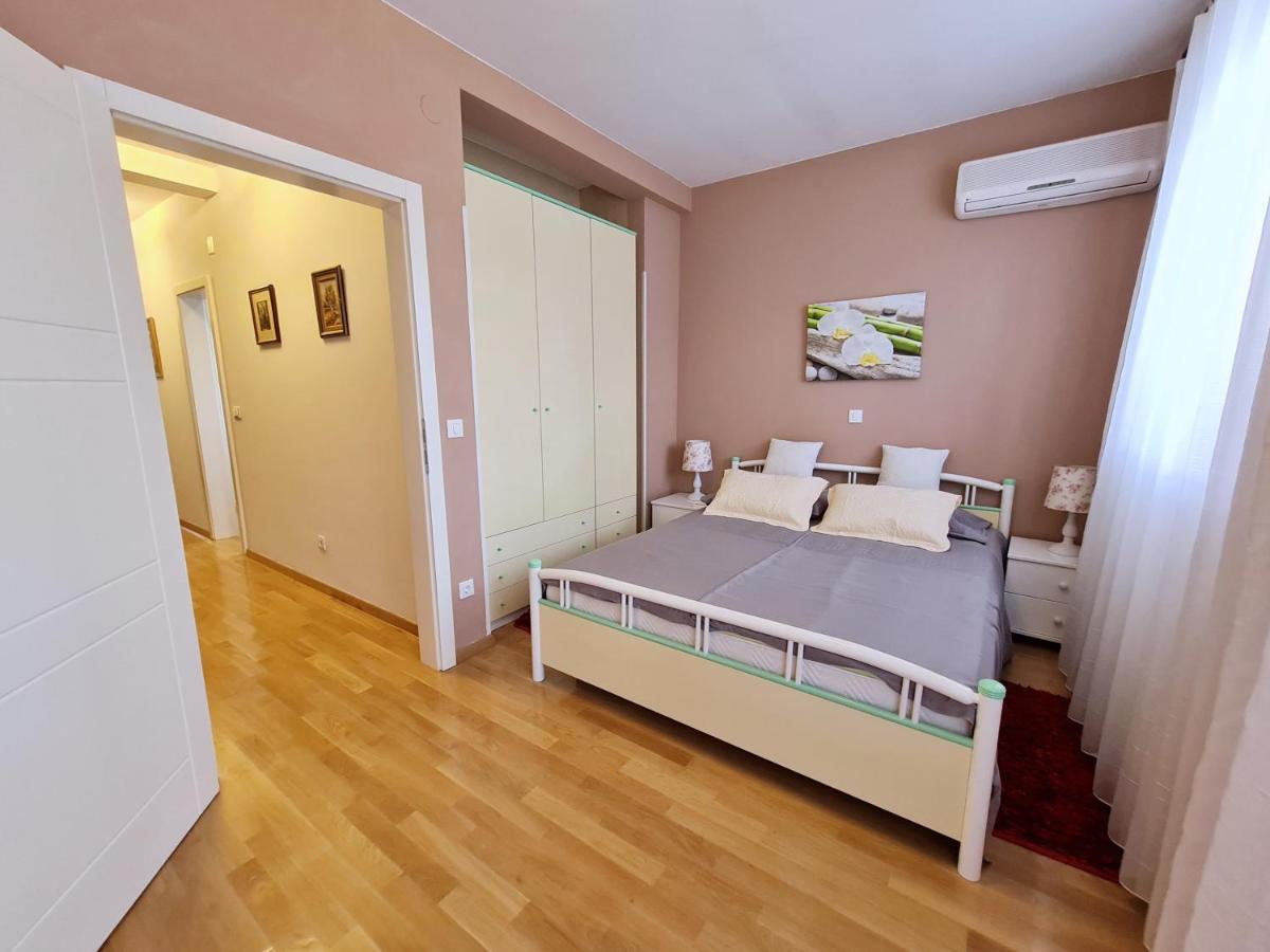 Holiday Home Drago Zara Esterno foto