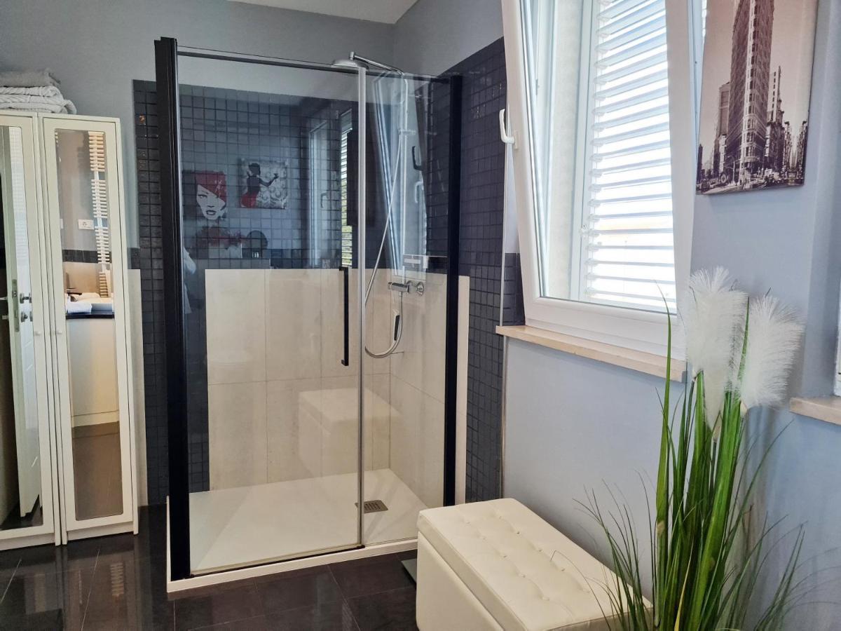 Holiday Home Drago Zara Esterno foto