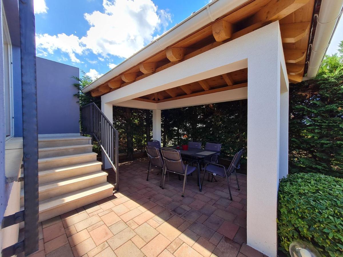 Holiday Home Drago Zara Esterno foto