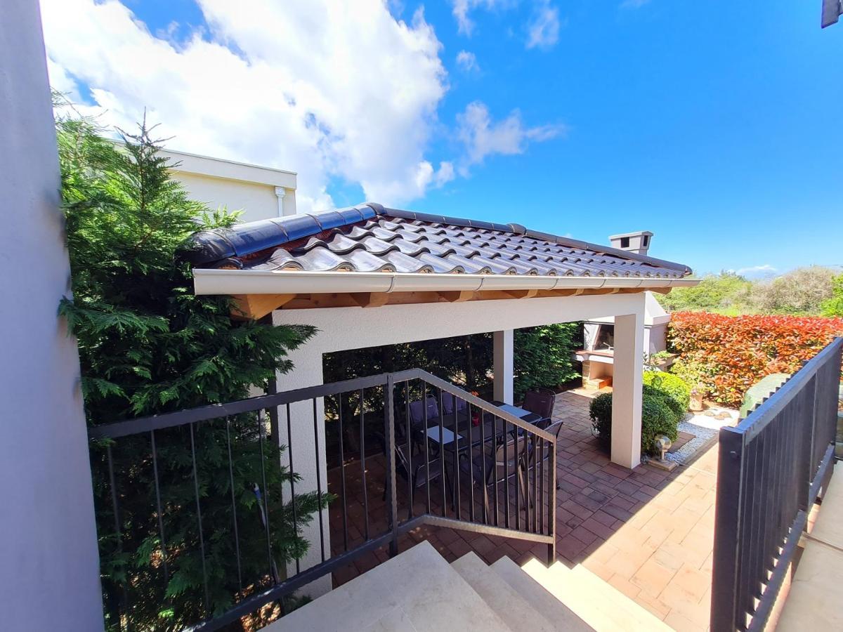 Holiday Home Drago Zara Esterno foto